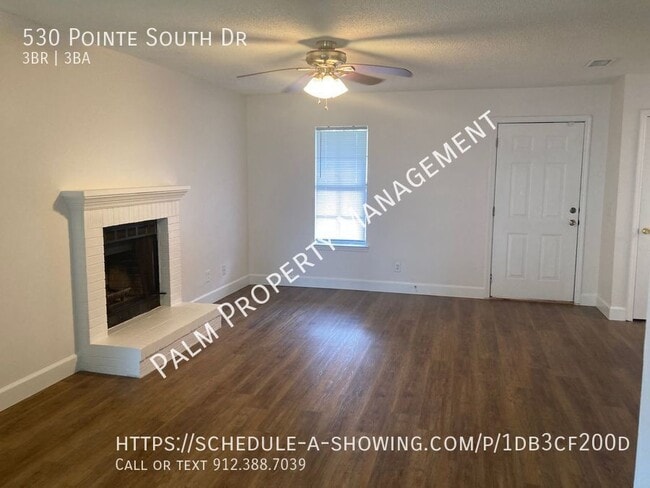 Building Photo - 530 Pointe S Dr