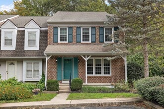 Building Photo - Lovely Home in Mendenhall Village