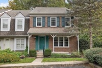 Building Photo - Lovely Home in Mendenhall Village