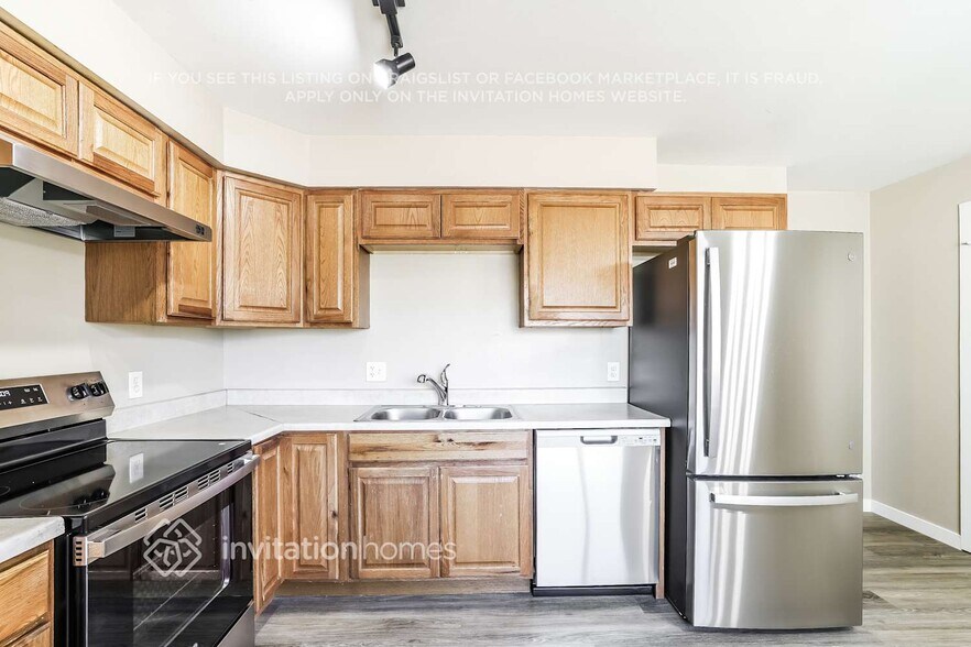 Building Photo - 5030 Worchester St