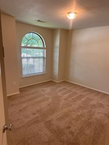 Building Photo - 432 Twin Knoll Dr