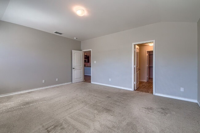 Building Photo - THIS STUNNING RENTAL HAS IT ALL!