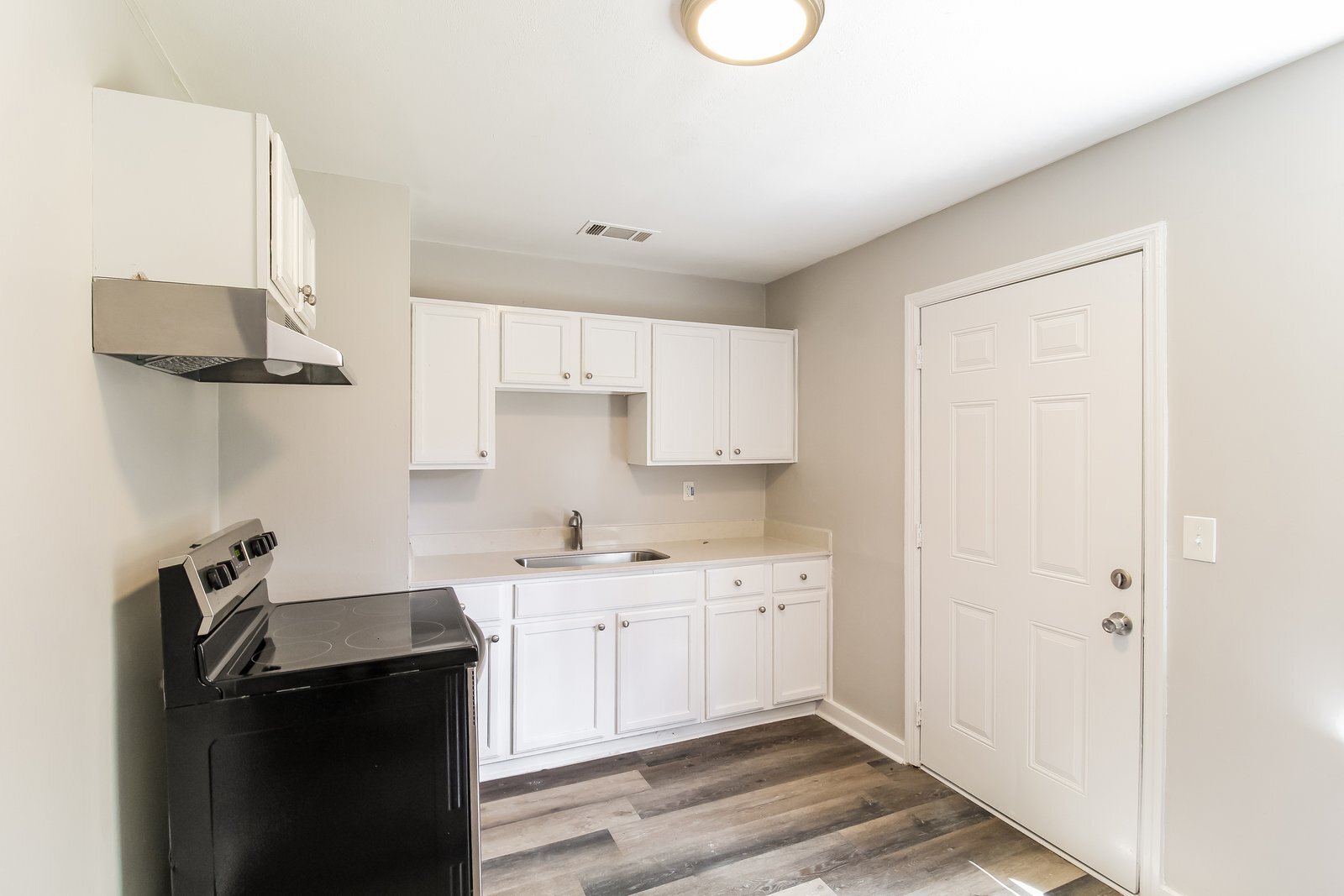 Building Photo - 1548 Buford Ave