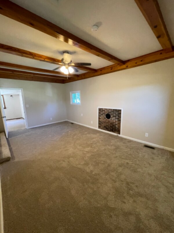Building Photo - 106 Herbison Ln