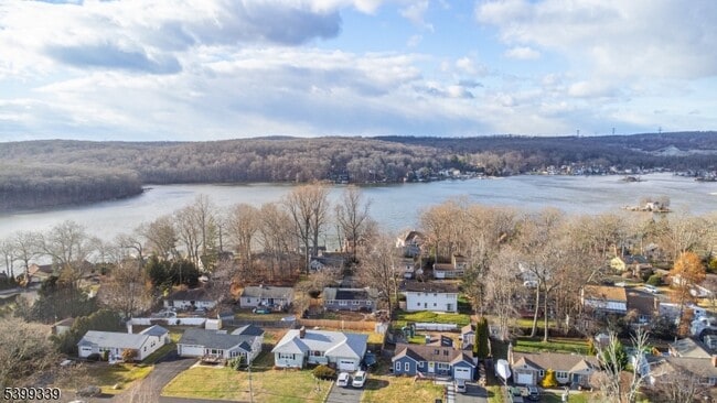 Building Photo - 13 Marine Terrace