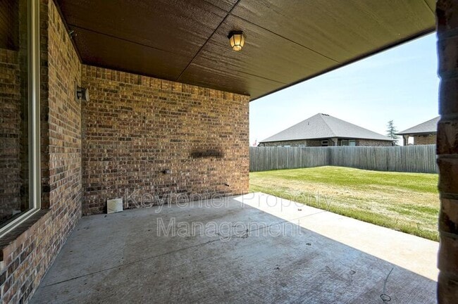 Building Photo - 204 SW 167th St