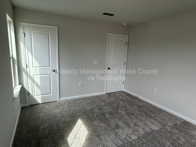 Building Photo - 381 Fosterton Cottage Wy
