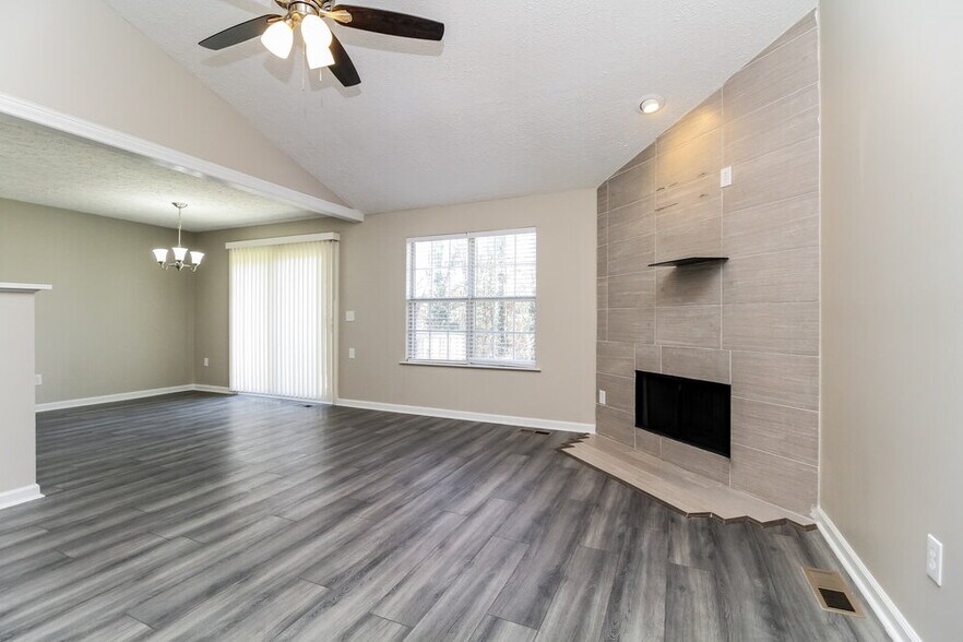 Building Photo - 648 Ransom Village Way