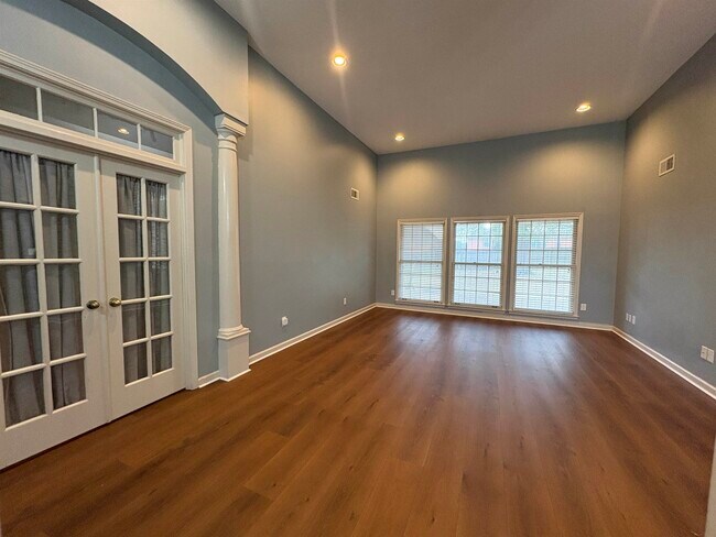 Building Photo - 479 Sanga Cir W