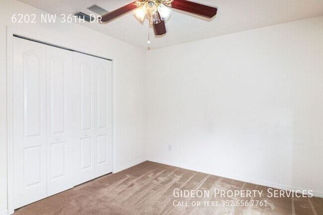 Building Photo - 6202 NW 36th Dr