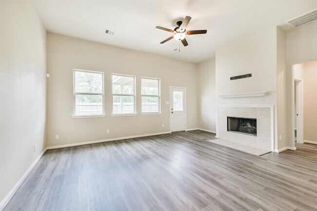 Building Photo - 12638 Silver Winter Trl