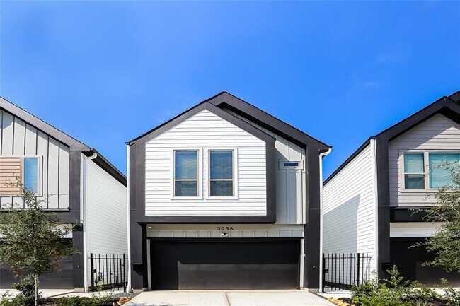 Building Photo - 3036 Truxillo St