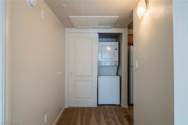 Building Photo - 2111 Jetty Rock Dr