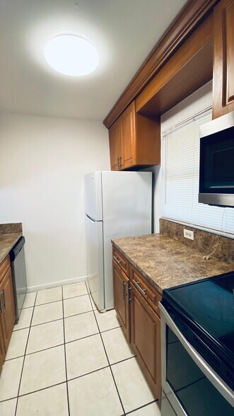 Building Photo - 3276 NW 102nd Ter