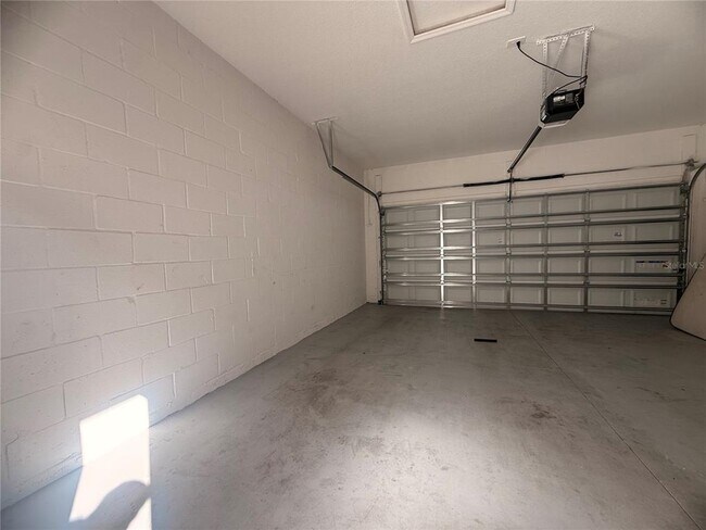 Building Photo - 1661 Cross Prairie Pkwy