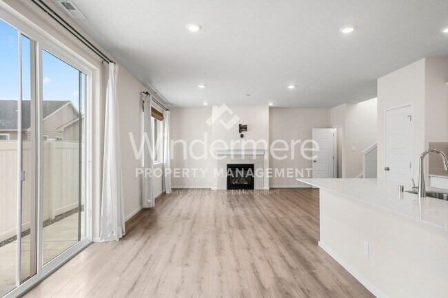Building Photo - * COMING SOON 09/09/2025* LIberty Lake 4 b...