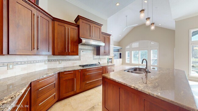 Building Photo - 1334 Charter Ct