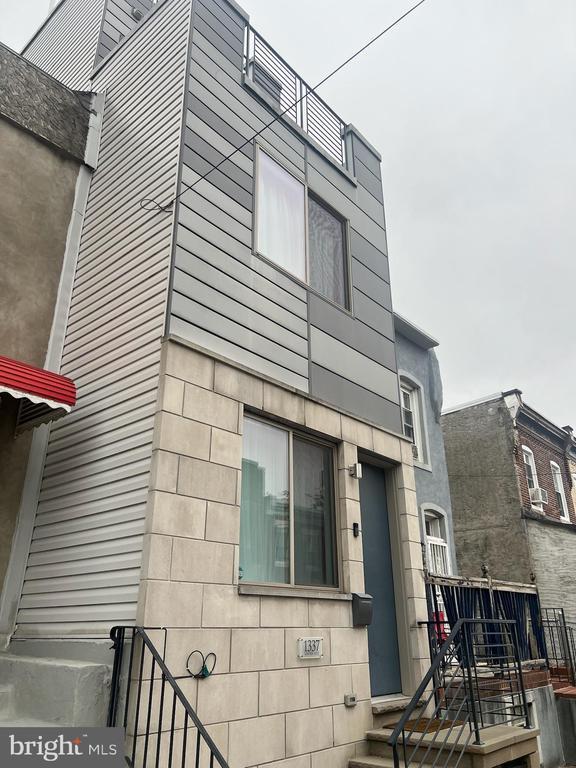 Building Photo - 1331 S 31st St