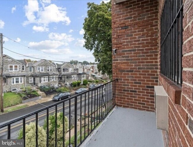 Building Photo - 6017 N 11th St