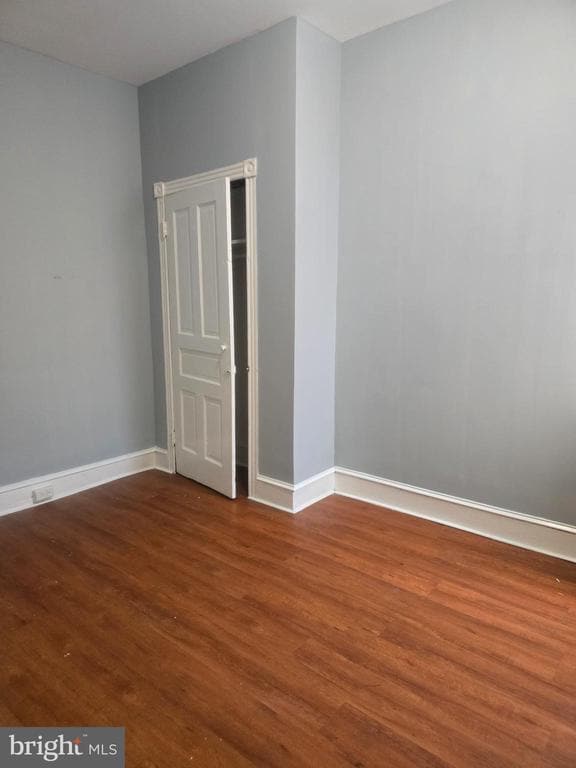 Building Photo - 556 N Wanamaker St