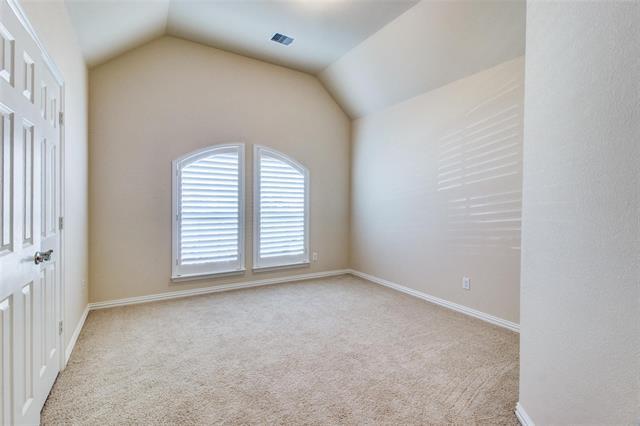 Building Photo - 323 Westphalian Dr