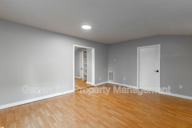 Building Photo - 804 Mcgowan Rd