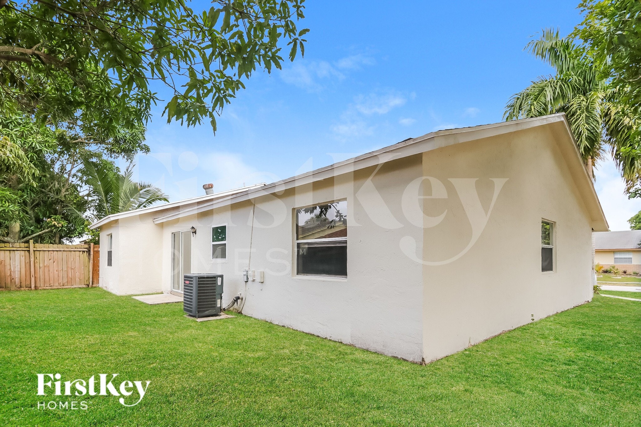 Building Photo - 6126 Arcade Ct