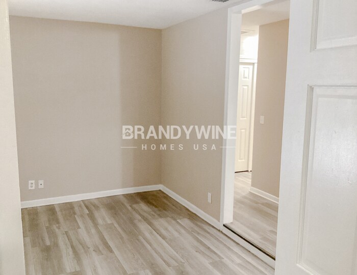 Building Photo - 1024 Hallwood Loop