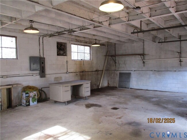 Building Photo - 126 Beverly Rd