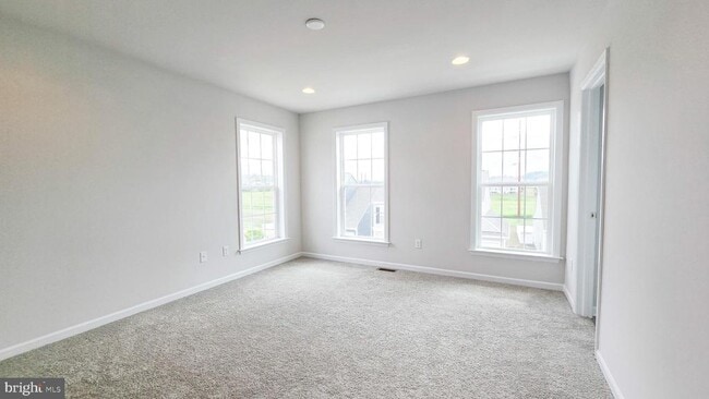 Building Photo - 3089 Herr St