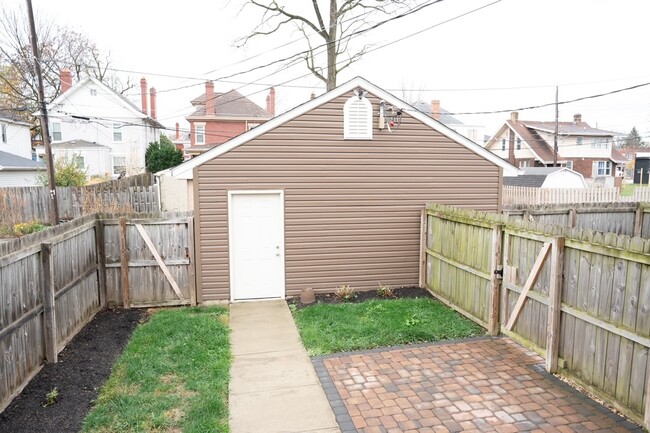 Back Yard & Detached Garage - 432 Stoddart Ave