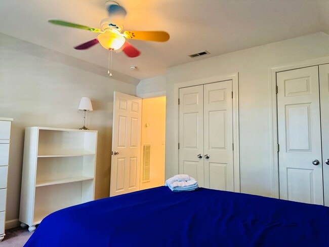 Building Photo - 2576 Blue Dog Ct
