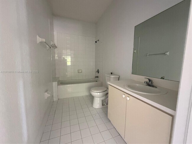 Building Photo - 13232 Old Biscayne Dr