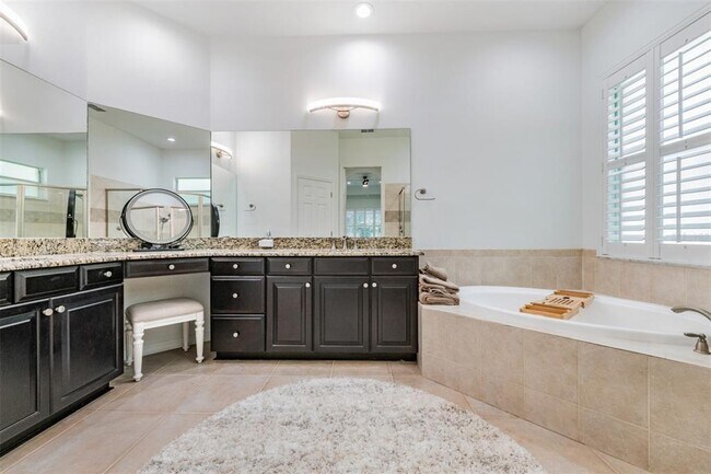 Building Photo - 11670 Renaissance View Ct