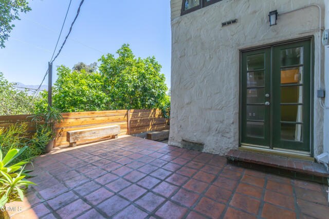 Building Photo - 854 Oneonta Dr