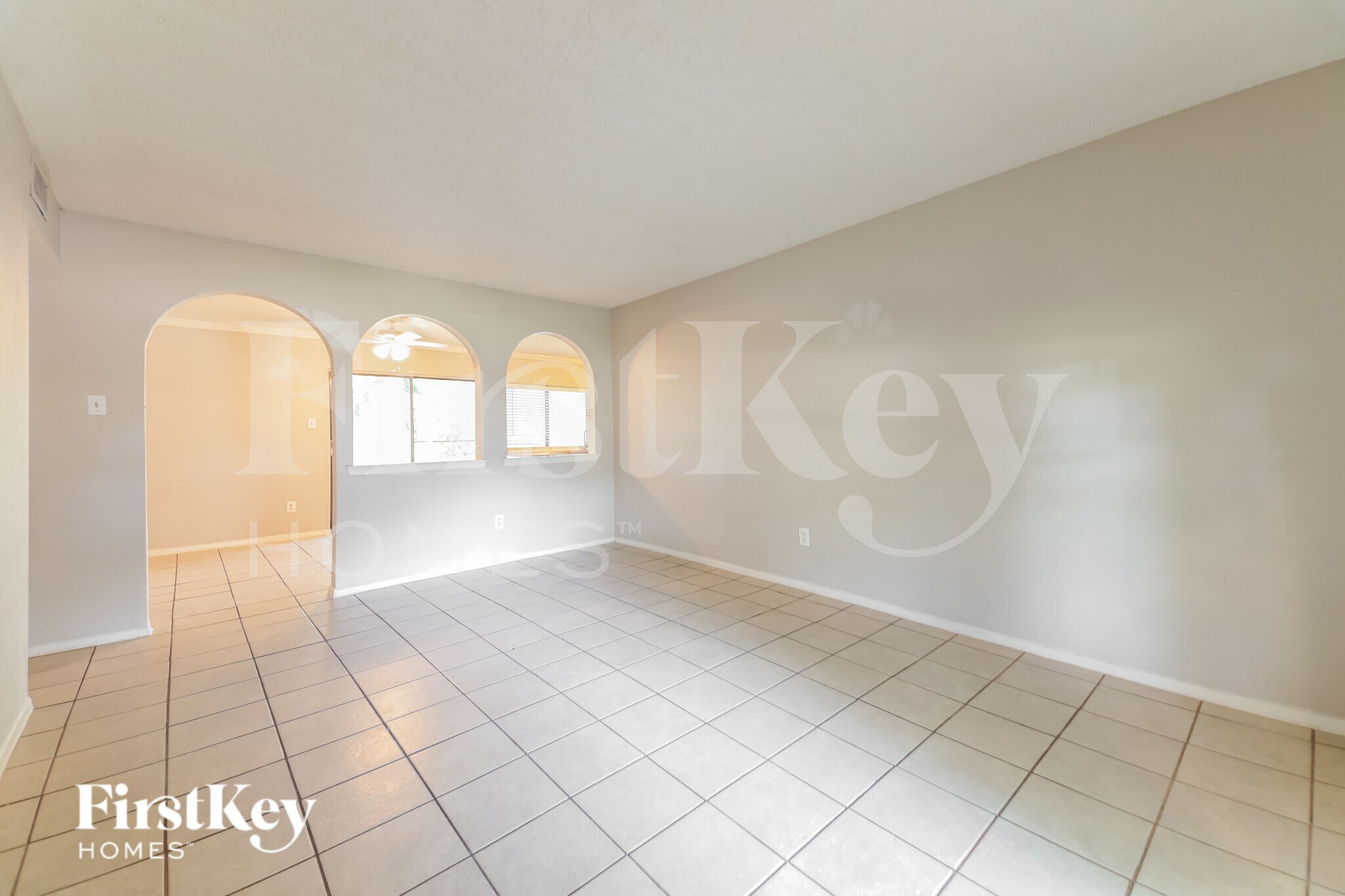 Building Photo - 1205 Colony Dr