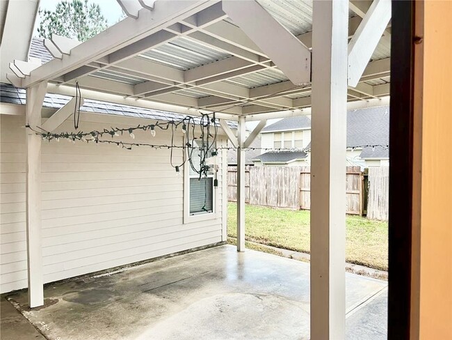 Building Photo - 17707 Cypress Laurel St