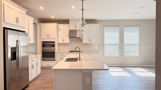 Building Photo - 5911 Fieldmoor Ct