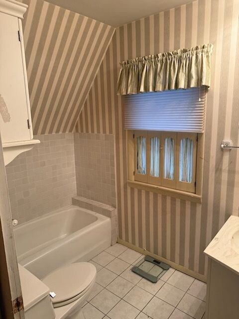 Building Photo - 480 Gooding St