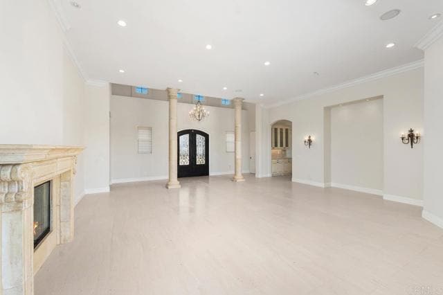 Building Photo - 5971 La Jolla Mesa Dr