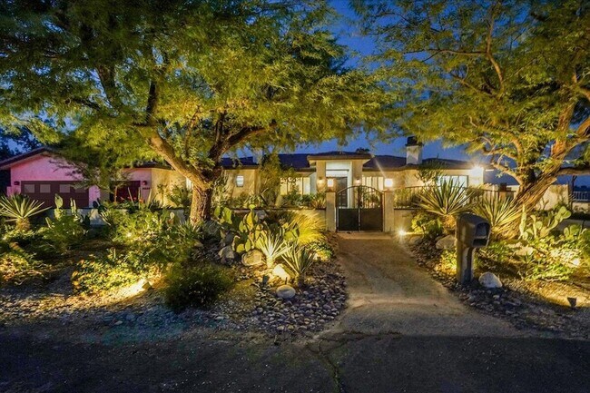 Building Photo - 34620 Via Josefina Dr