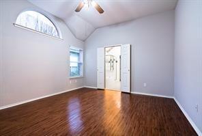 Building Photo - 5909 White Pine Dr