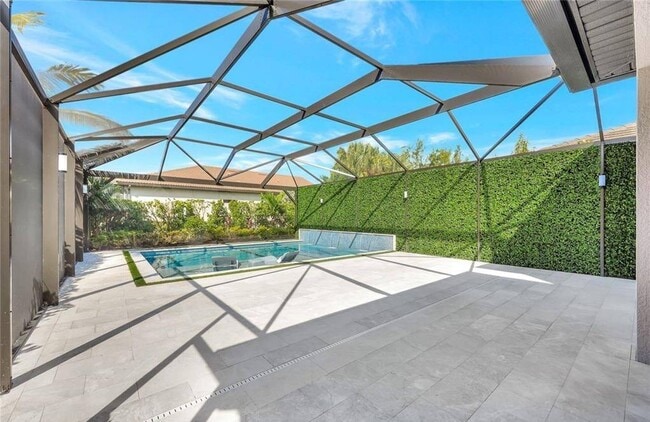 Building Photo - 7265 Wilton Dr N