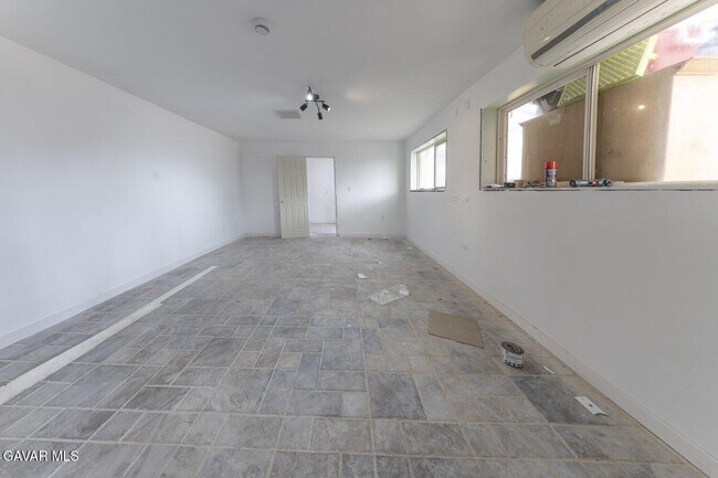 Building Photo - 16822 Glenfall Ave