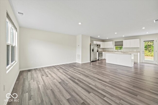 Building Photo - 3068 Thorpe St