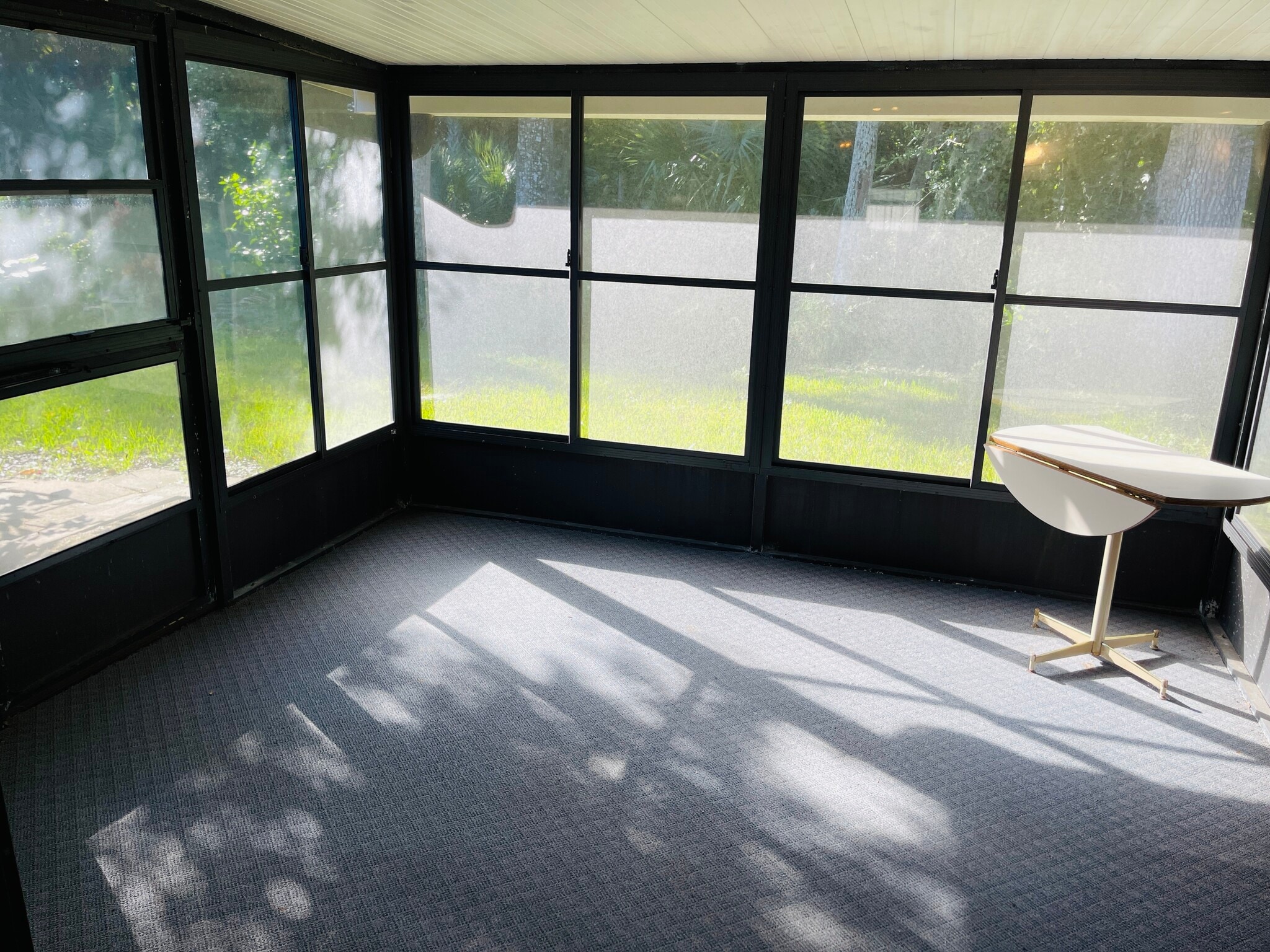 Building Photo - 1113 Oak Forest Cir