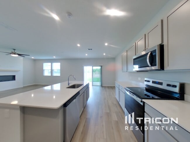 Building Photo - 56 Brazil Nut Cir