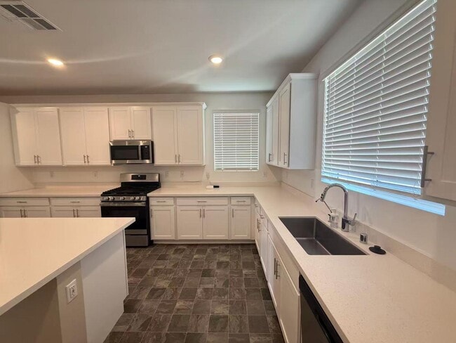 Building Photo - 9989 Caton Ct
