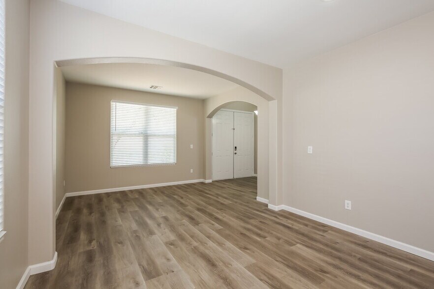 Building Photo - 4237 Telstar Ct