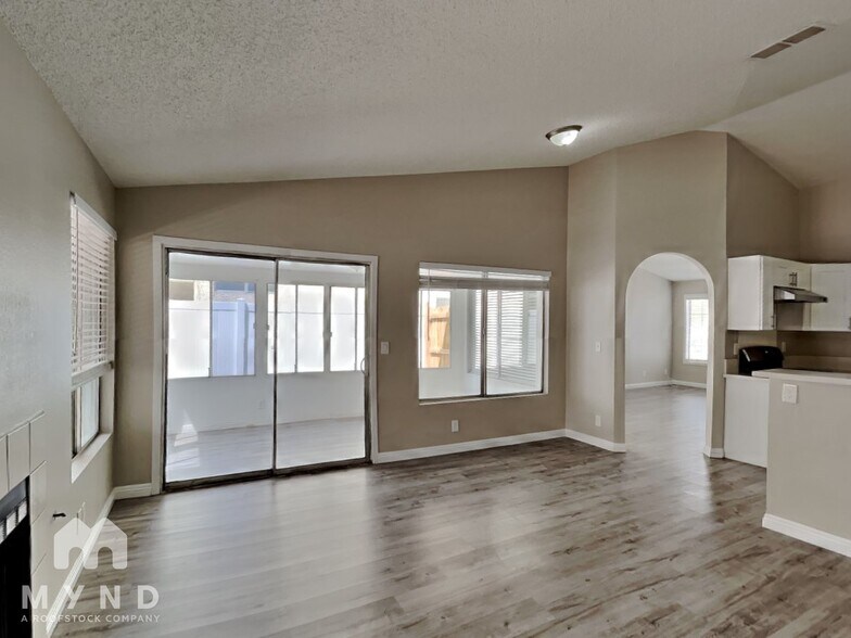 Building Photo - 5681 Odessa Dr